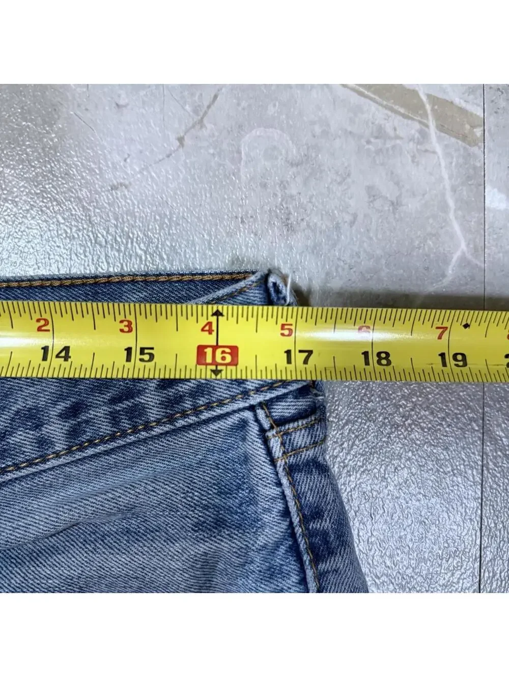 Levi’s 505 Regular Fit Light Wash Jeans 34x32